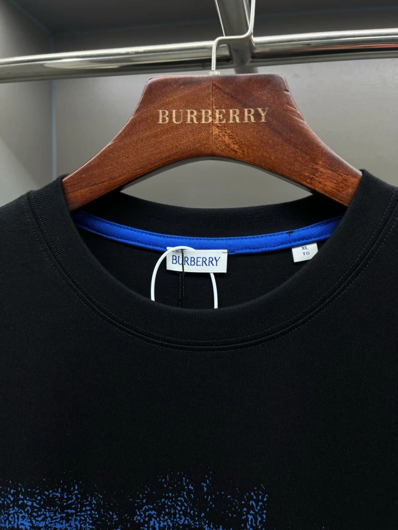 WellDesigned Burberry T-Shirts 105038
