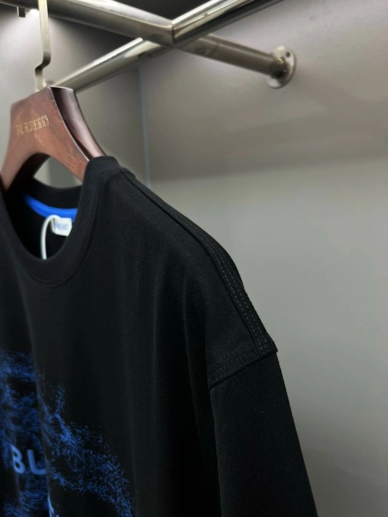 WellDesigned Burberry T-Shirts 105038