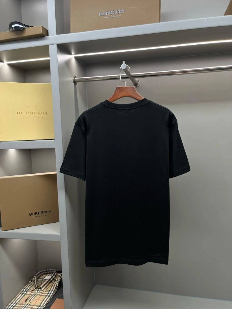 WellDesigned Burberry T-Shirts 105038