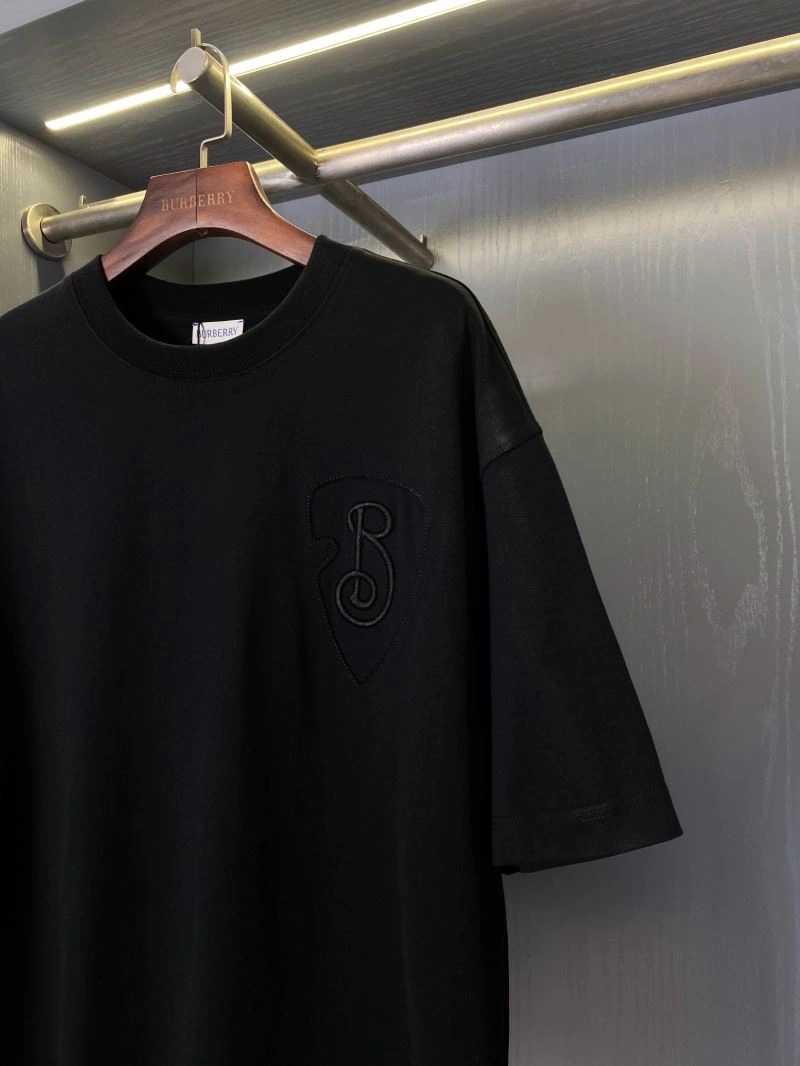 Burberry T-Shirts Unisex 105025