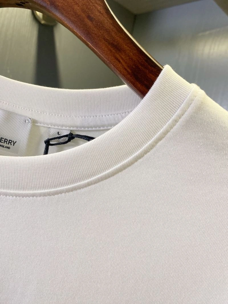 Burberry T-Shirts AllSeason 105006