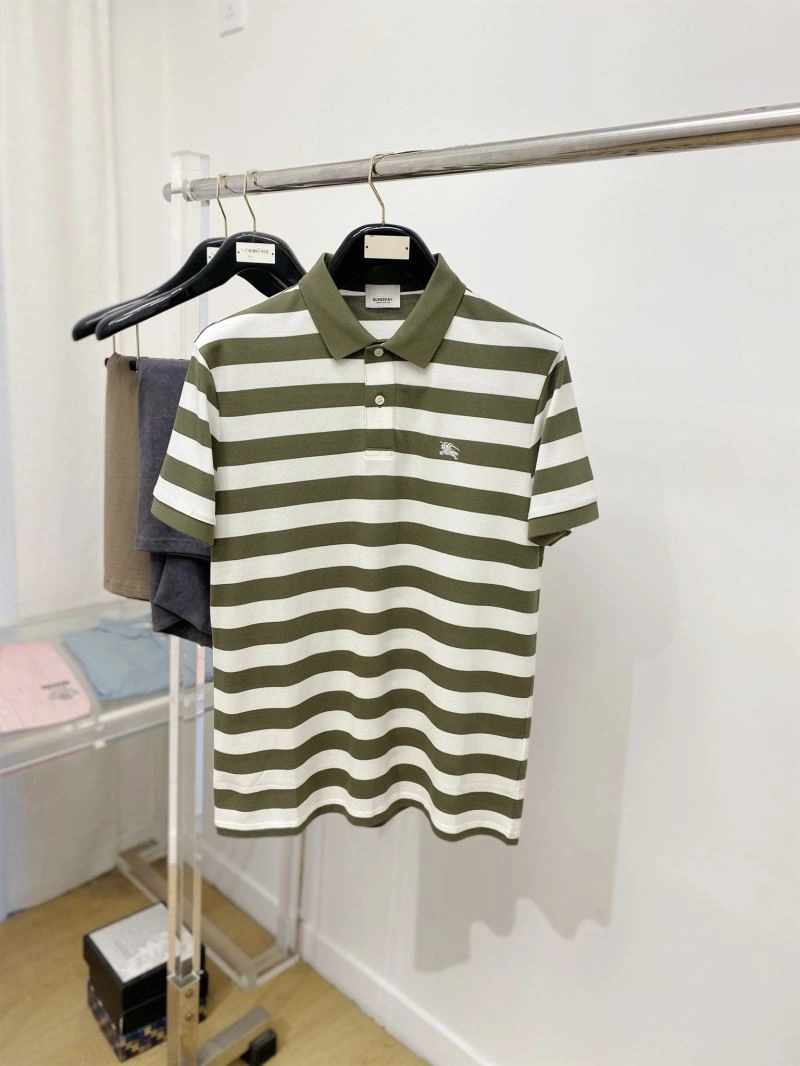 UrbanChic Burberry T-Shirts 102623