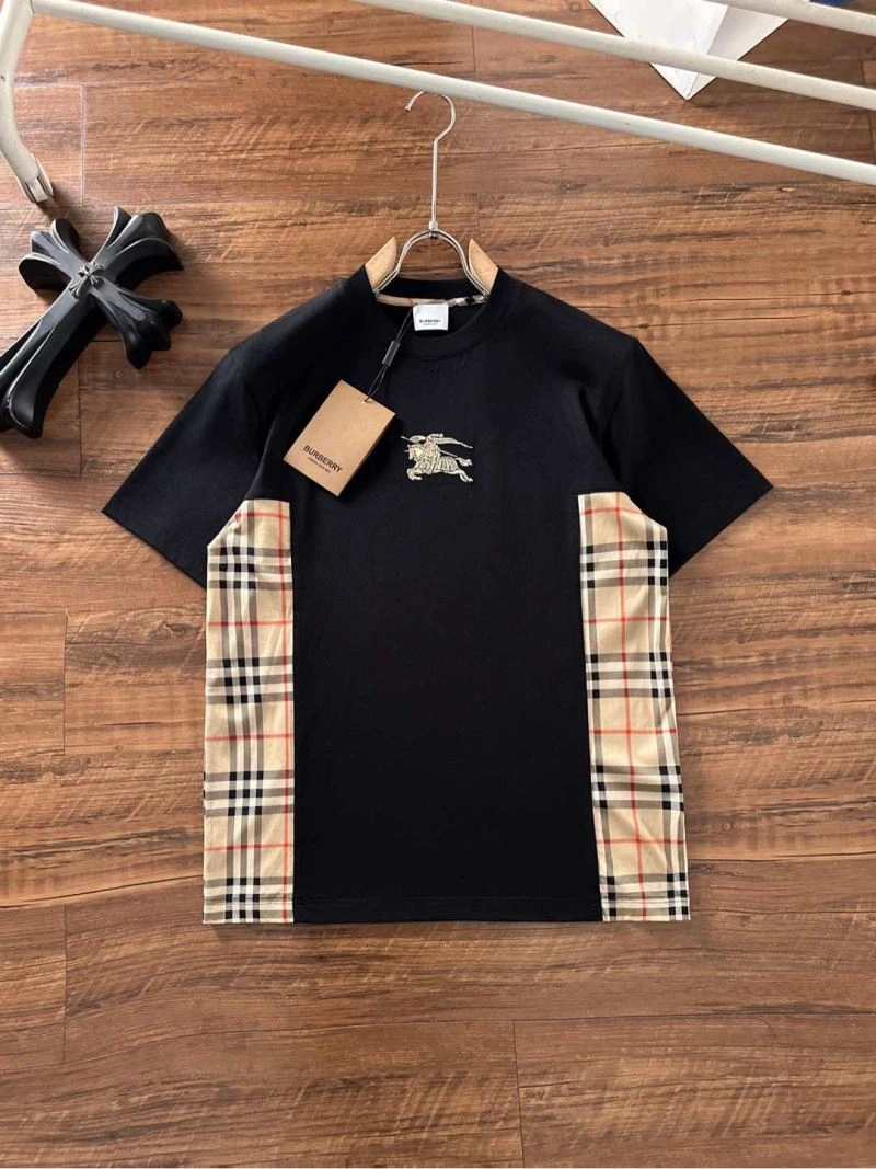 Refined Burberry T-Shirts 102533