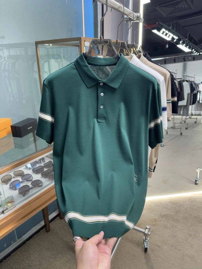 Sustainable Burberry T-Shirts 102519