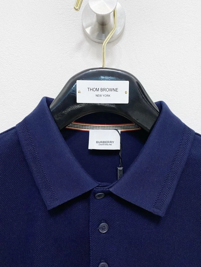 Supportive Burberry T-Shirts 102026