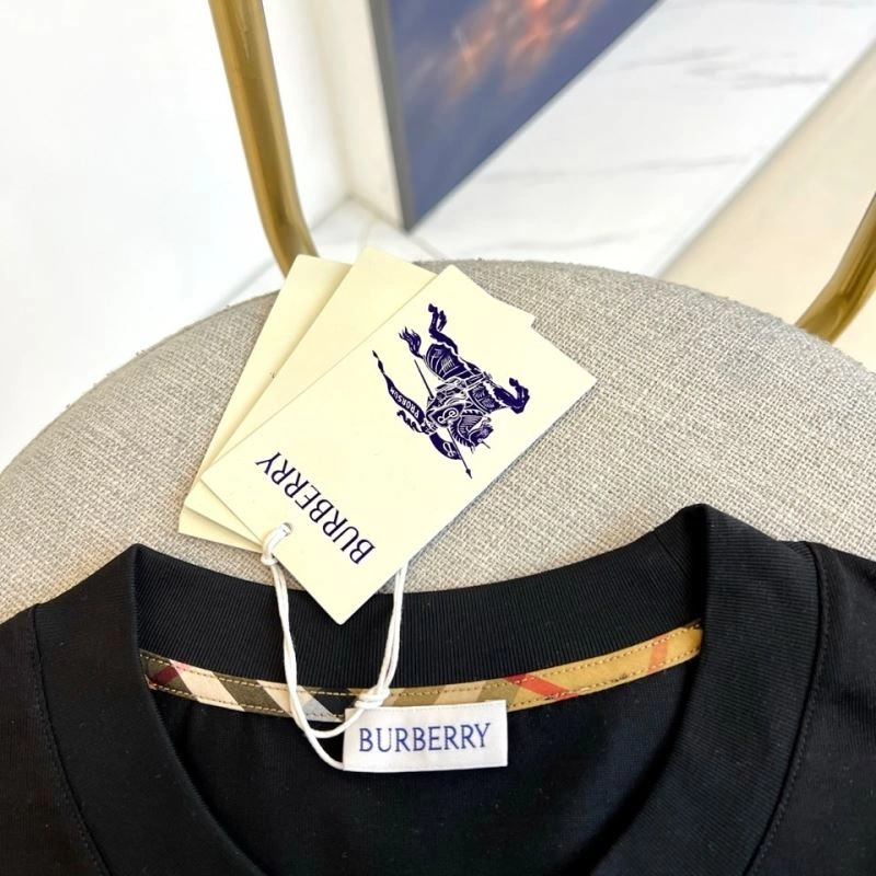 Burberry T-Shirts Effortless 101935