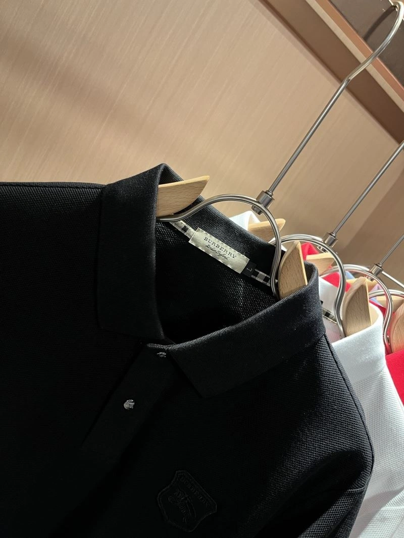 Burberry T-Shirts Versatile 101936