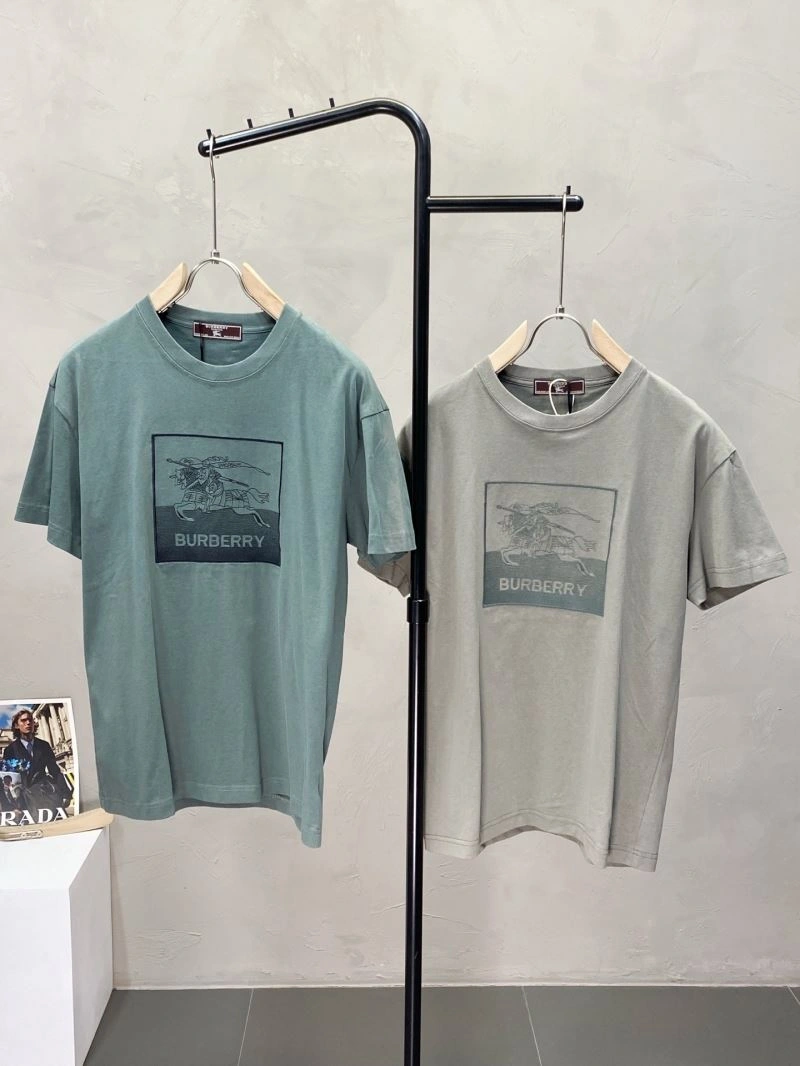 Burberry T-Shirts Resilient 101516