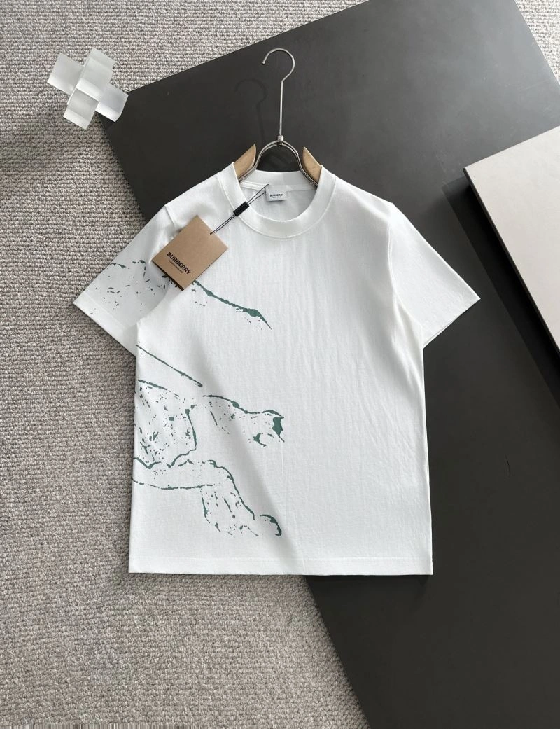 Versatile Burberry T-Shirts 101543