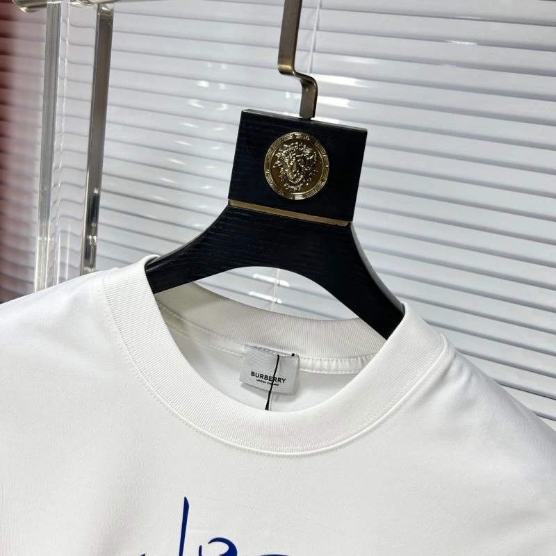 Elegant Burberry T-Shirts 101513