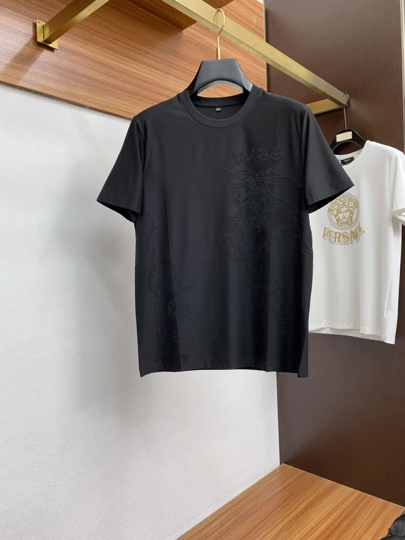 Versatile Burberry T-Shirts 101413