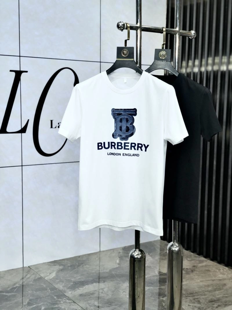 Timeless Burberry T-Shirts 101400