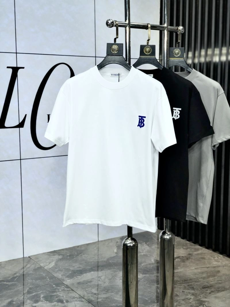 Burberry T-Shirts Durable 101358