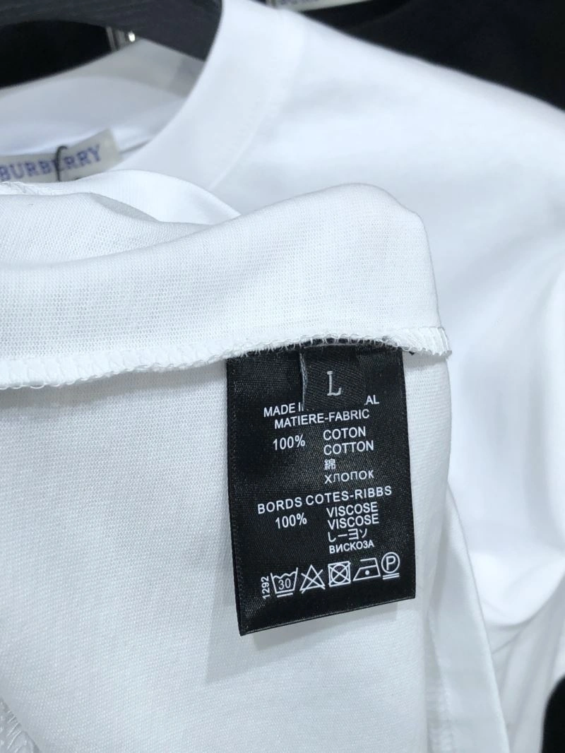 Burberry T-Shirts Durable 101358