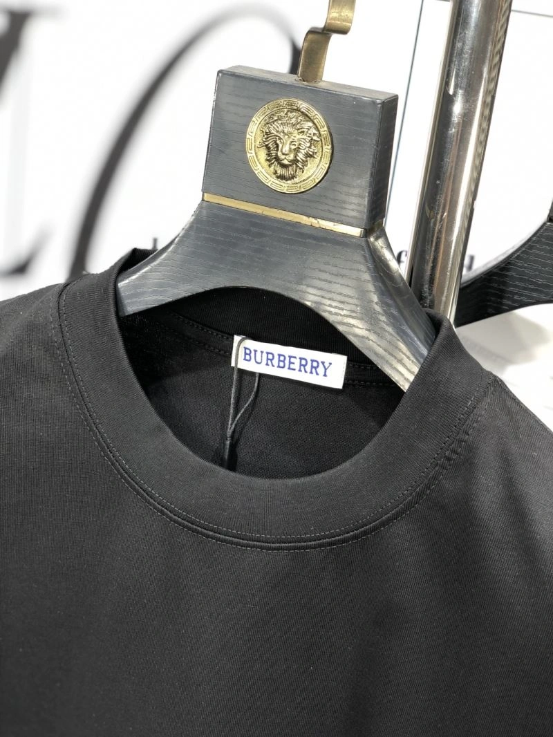 Versatile Burberry T-Shirts 101375