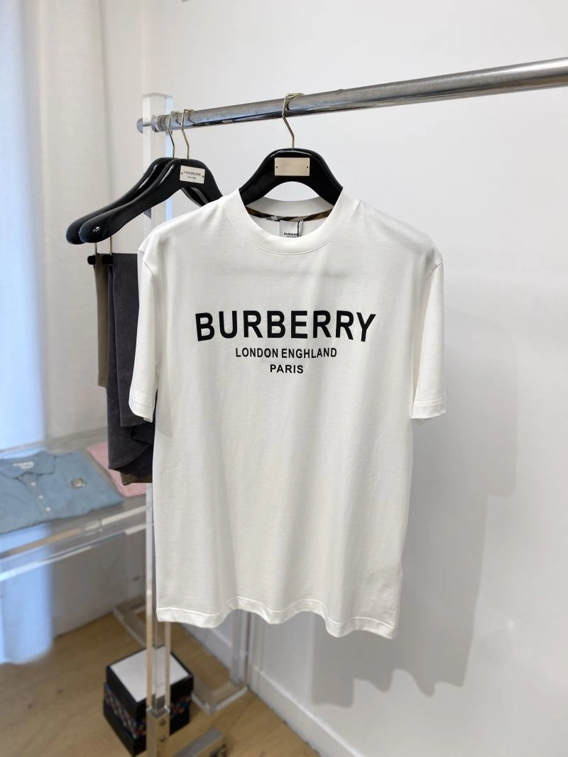 Burberry T-Shirts Snug 101369