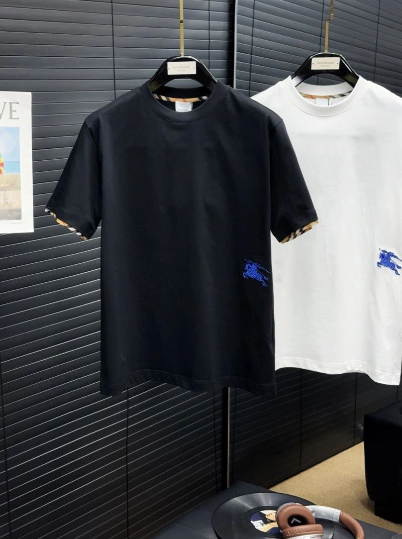 Burberry T-Shirts Snug 101113