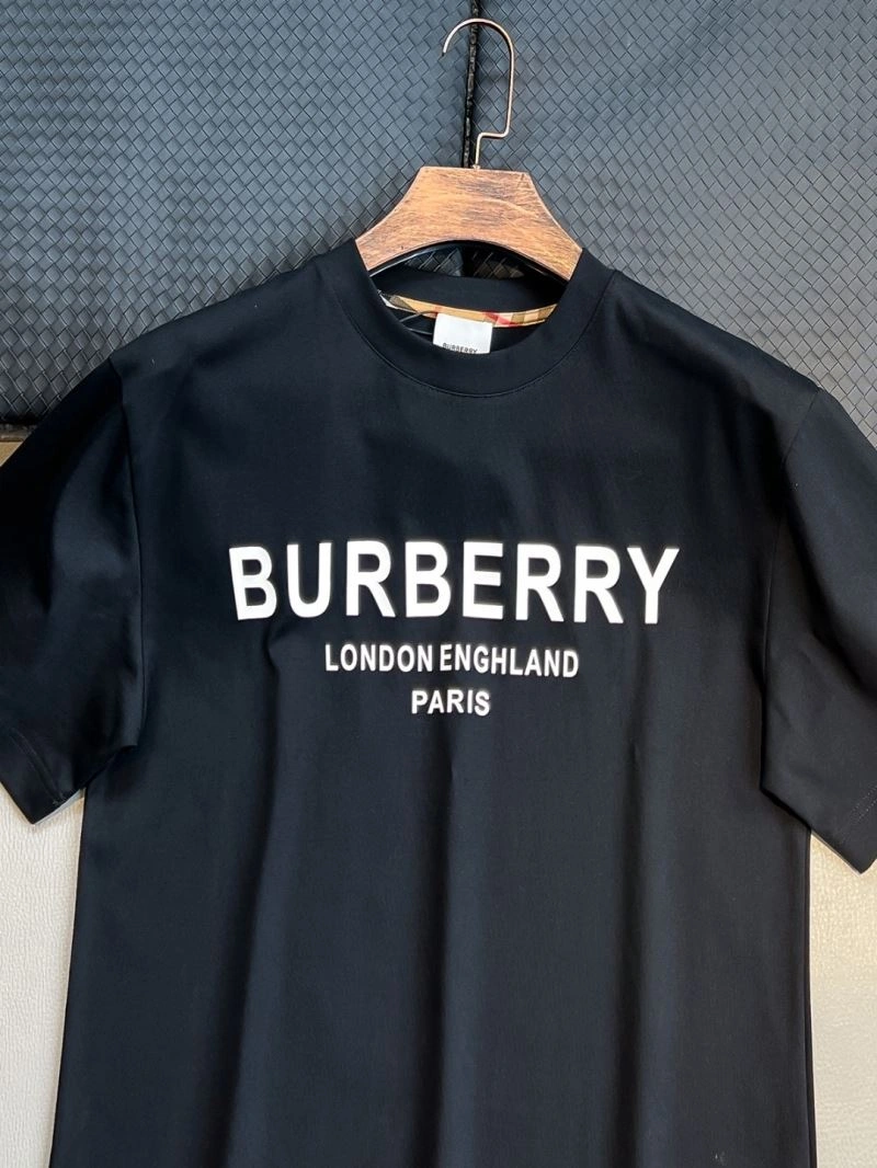 Lightweight Burberry T-Shirts 101005