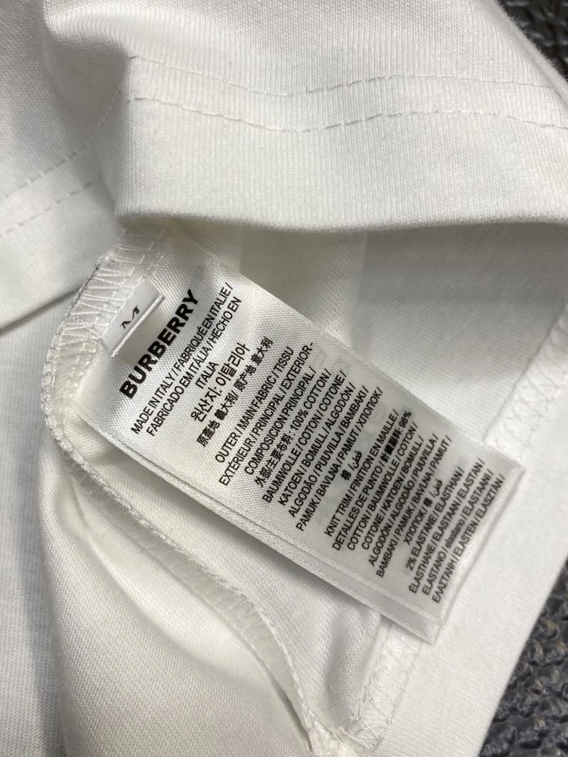 Burberry T-Shirts Functional 100936