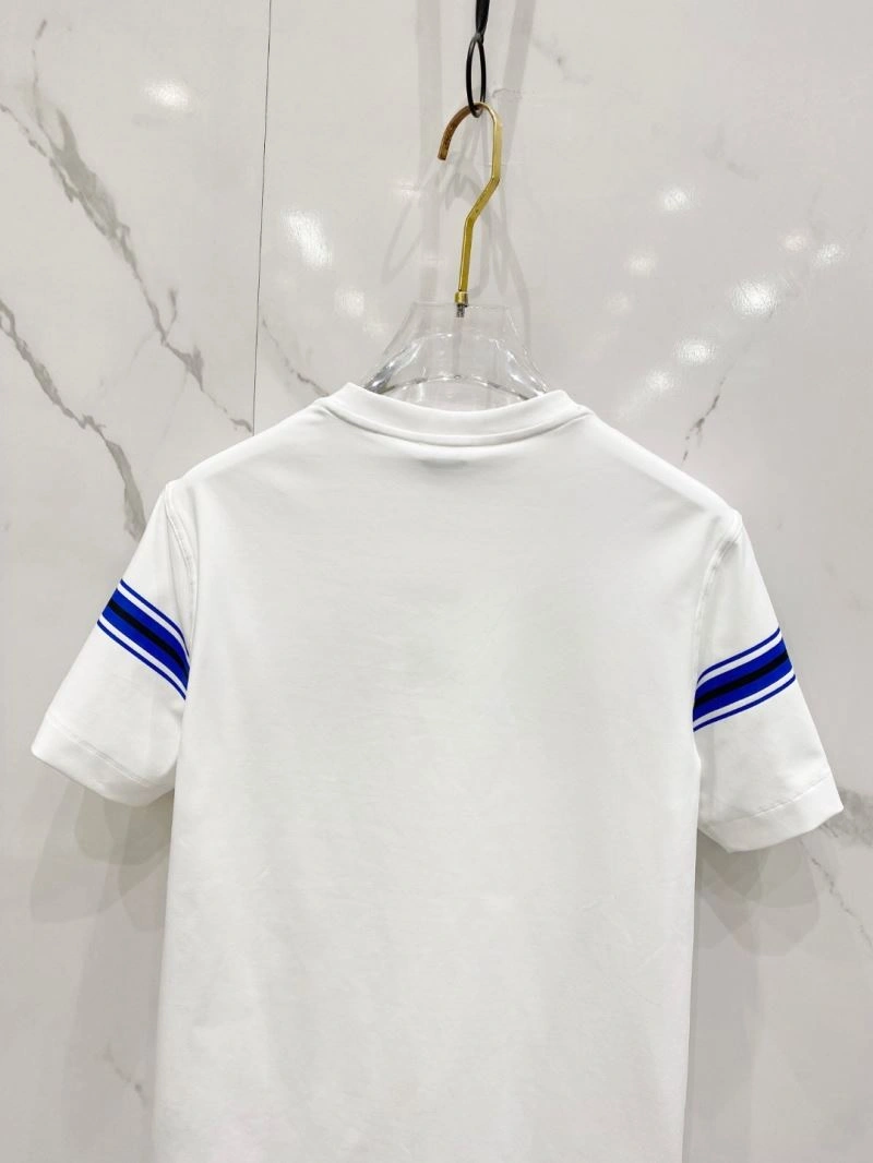 Burberry T-Shirts Vibrant 100884