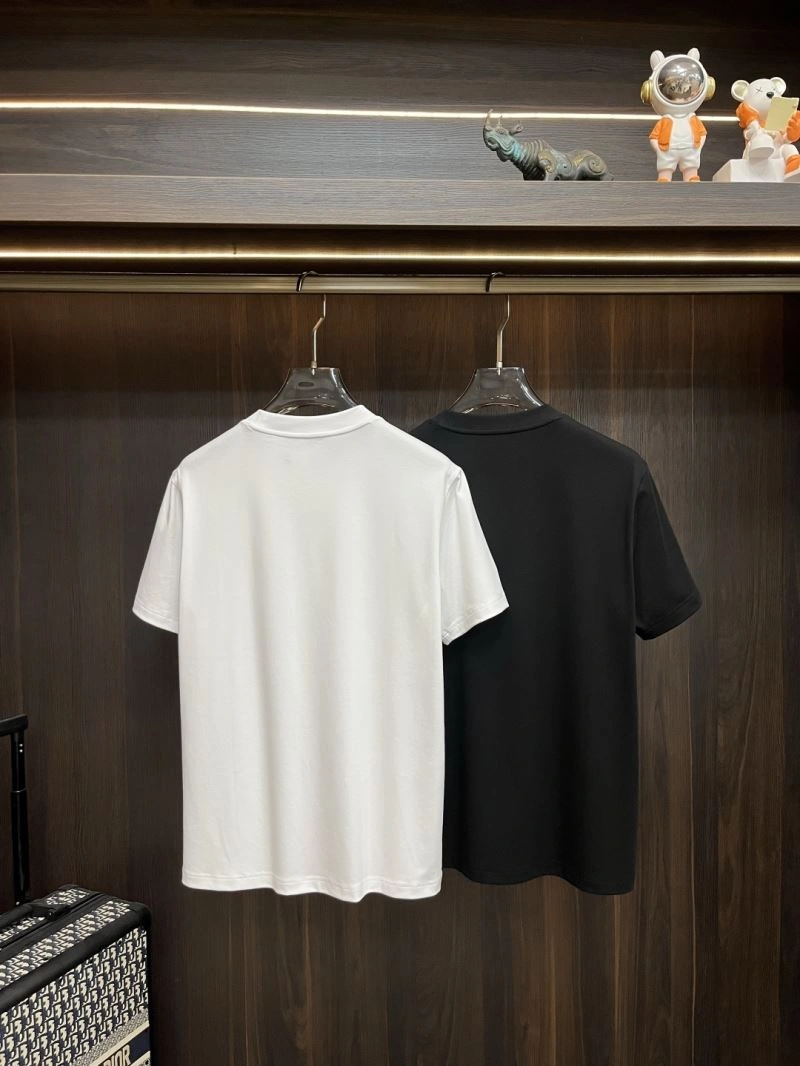 Lightweight Burberry T-Shirts 100917