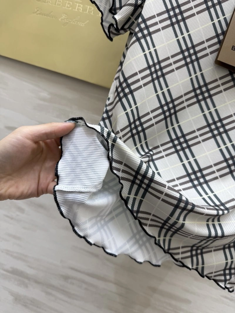 Versatile Burberry T-Shirts 99213