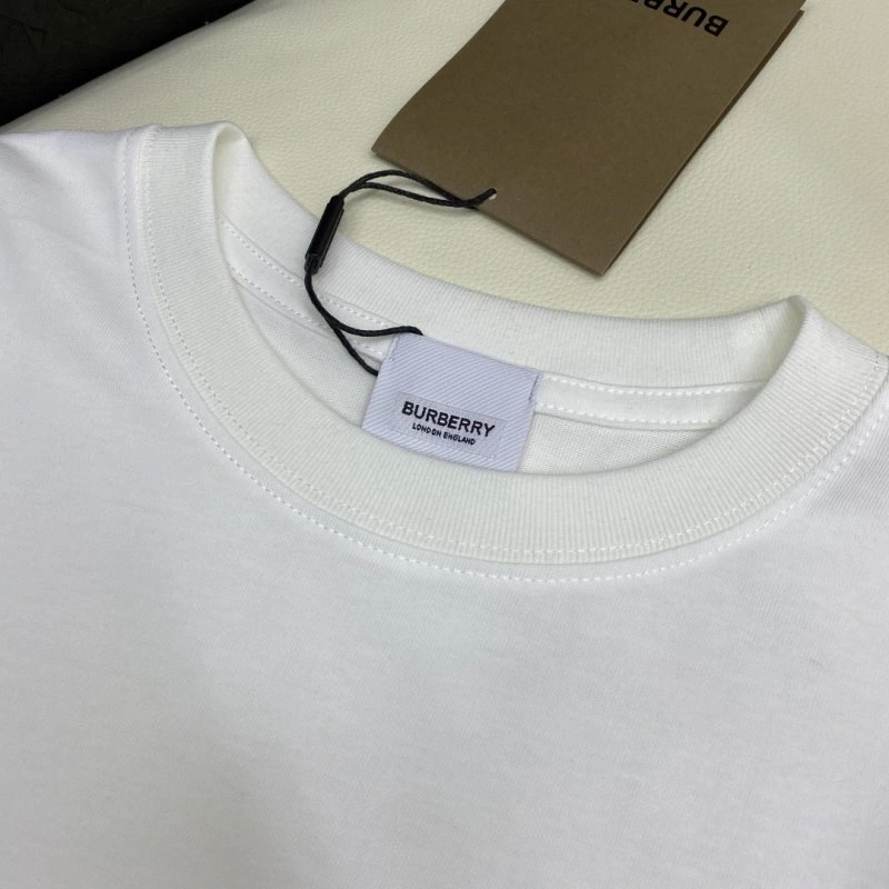 Burberry T-Shirts Stylish 99204