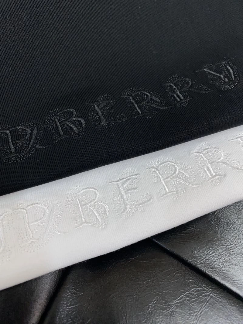 Minimalist Burberry T-Shirts 100559