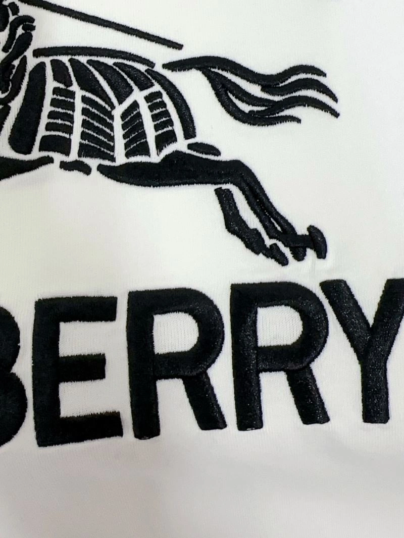 Burberry T-Shirts Durable 100401