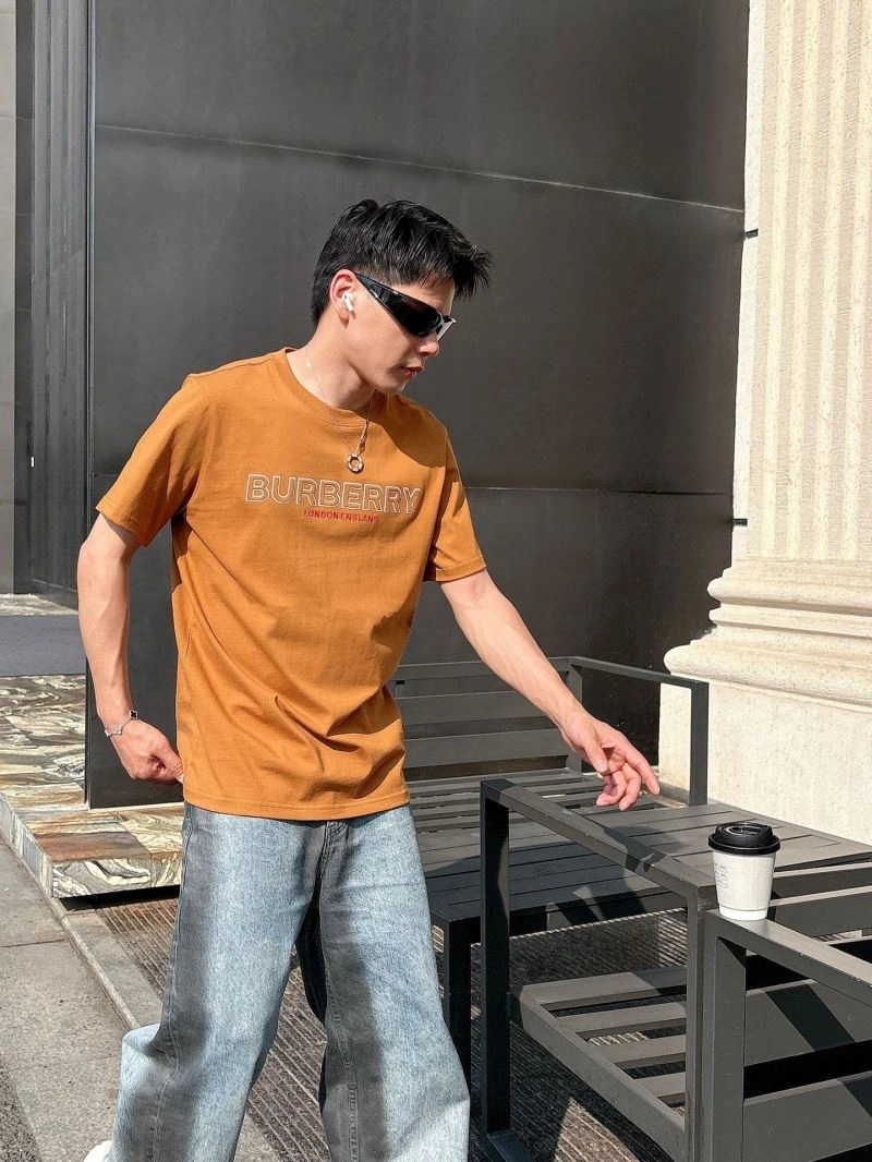 FreshLook Burberry T-Shirts 100400