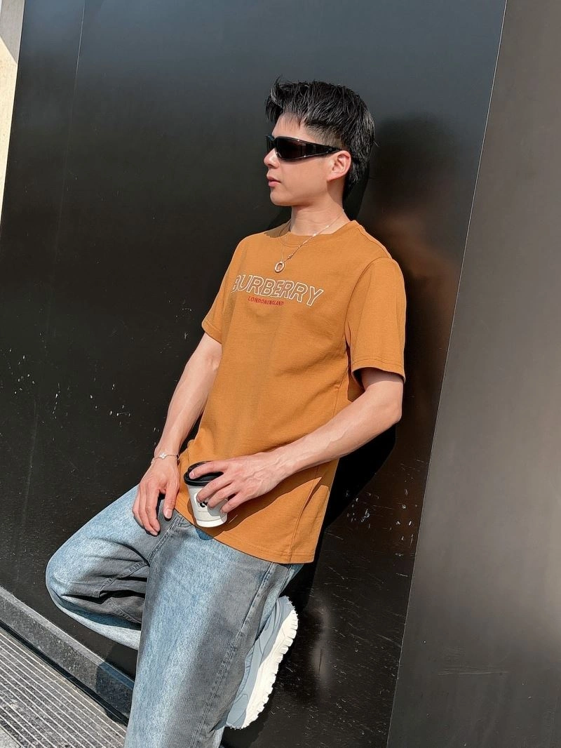 FreshLook Burberry T-Shirts 100400