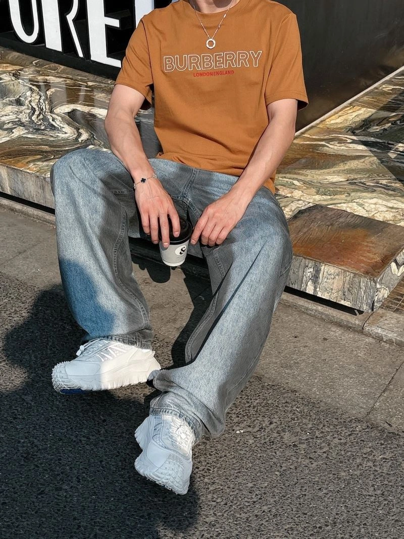 FreshLook Burberry T-Shirts 100400