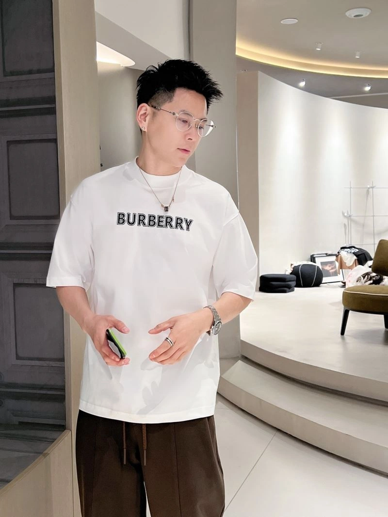 UrbanChic Burberry T-Shirts 100405