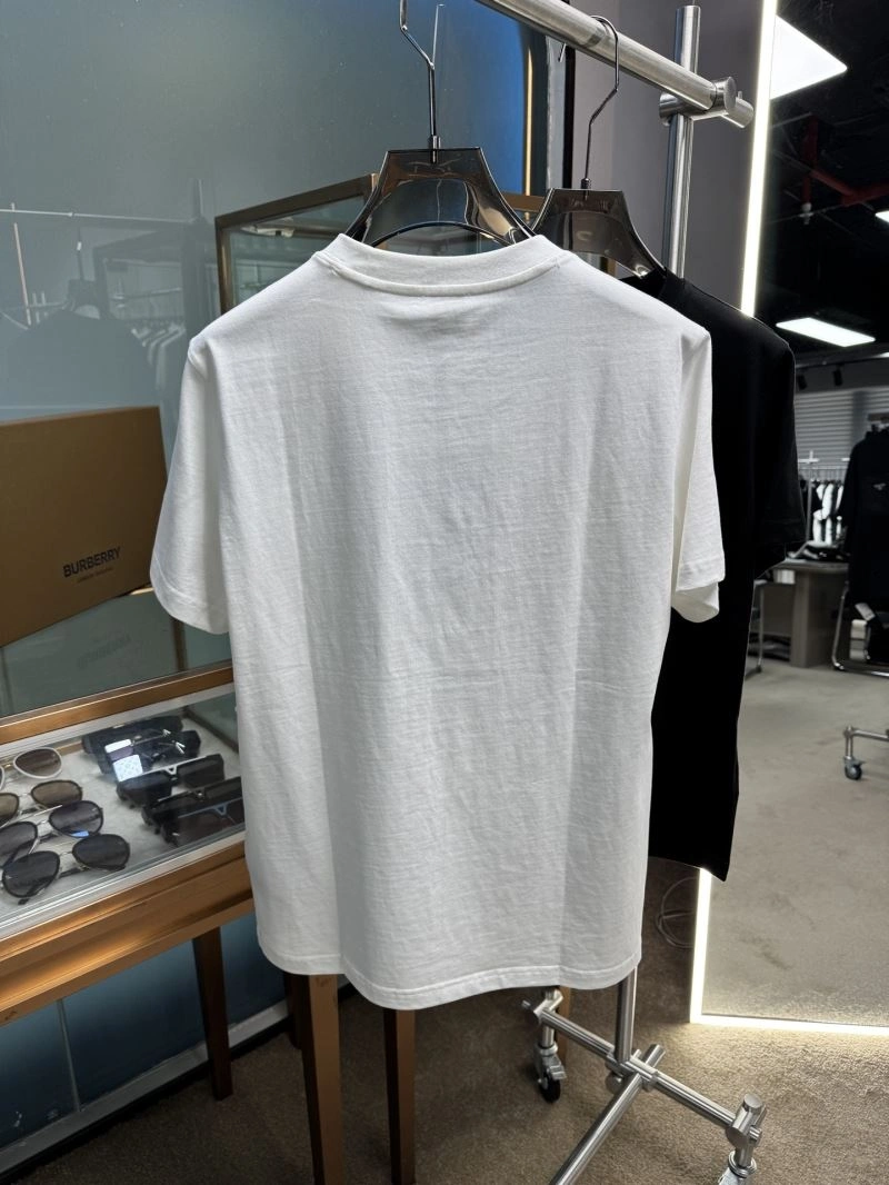 Burberry T-Shirts TechFriendly 100388