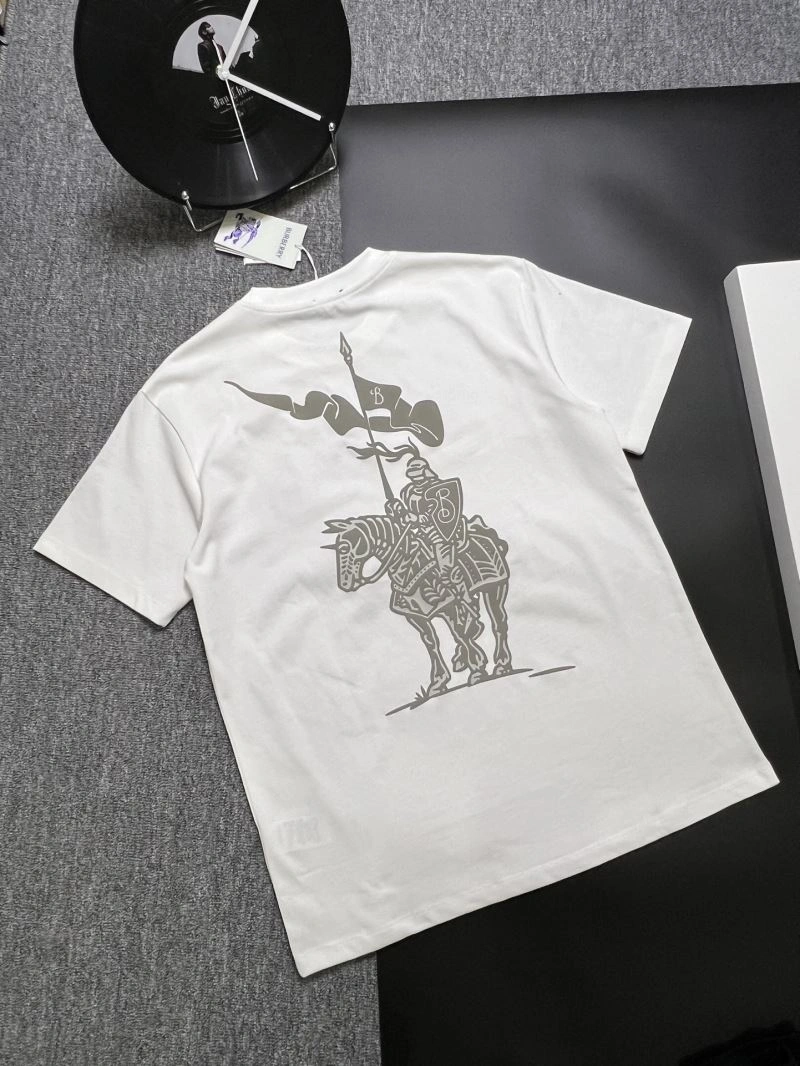 WellDesigned Burberry T-Shirts 100320