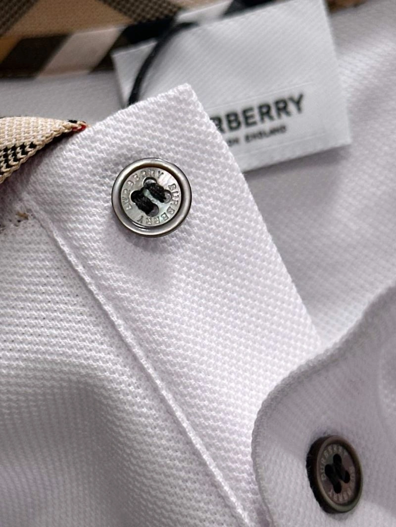 Burberry T-Shirts TravelReady 100057