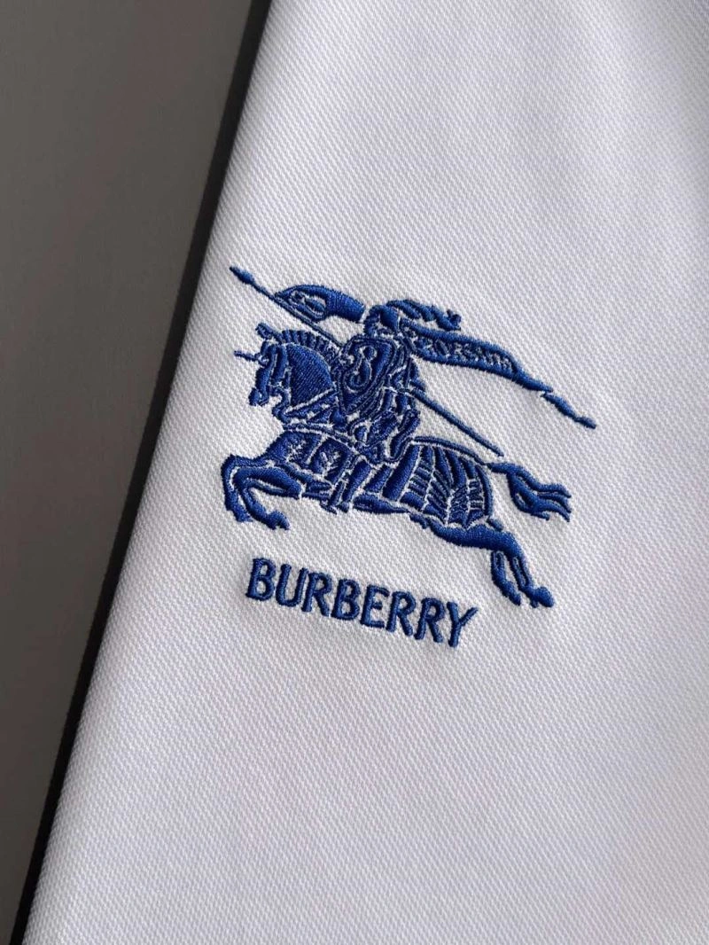 Snug Burberry T-Shirts 100084