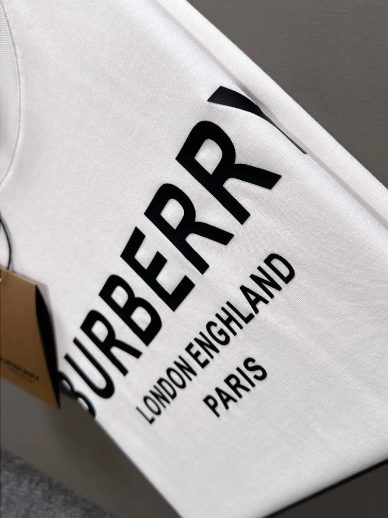 Burberry T-Shirts MoistureWicking 100042