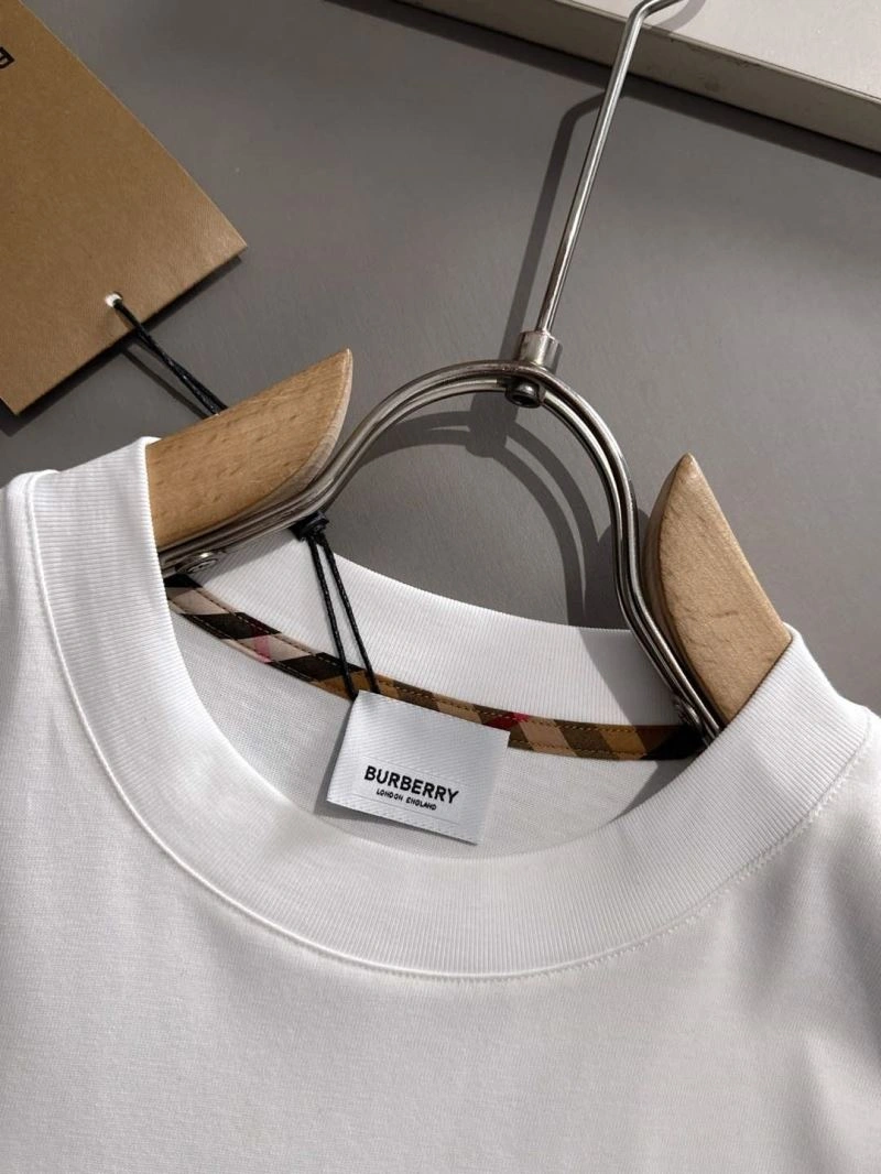 Burberry T-Shirts MoistureWicking 100042