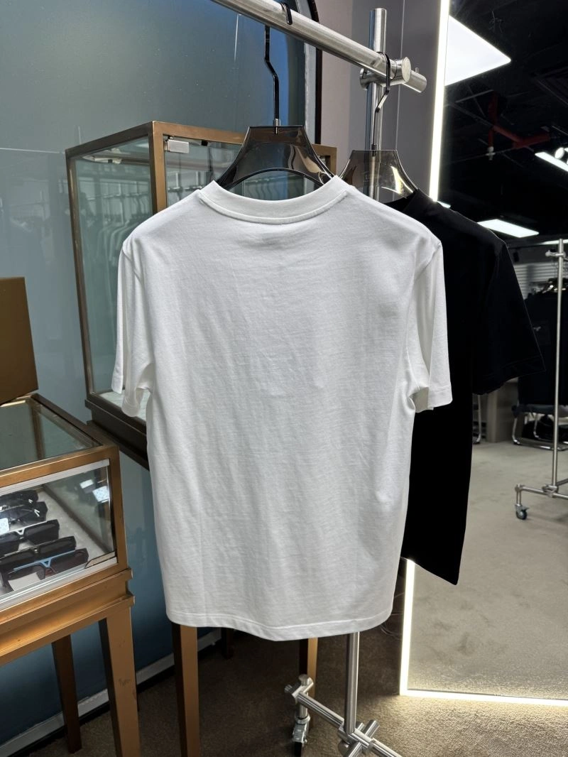 Classic Burberry T-Shirts 100031