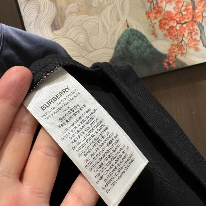 Breathable Burberry T-Shirts 100009