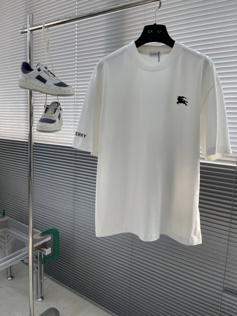 Burberry T-Shirts Snug 99973