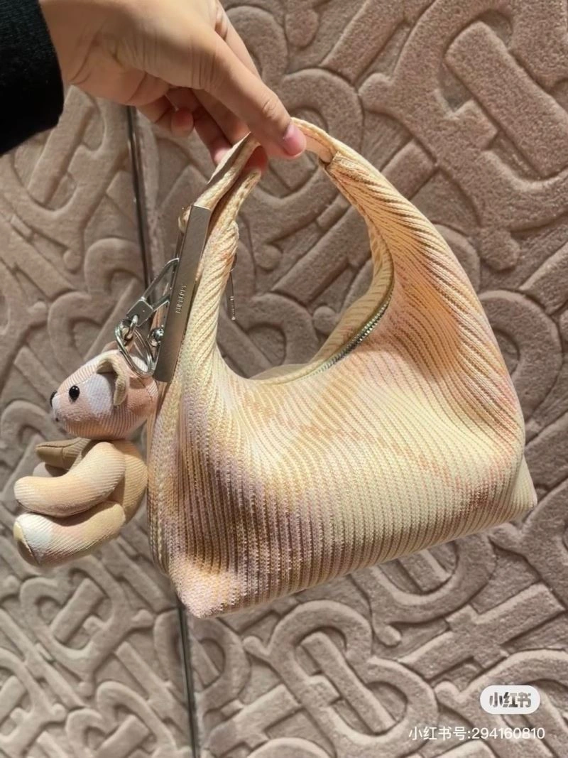 Lightweight Burberry Top Handle Bags 64493