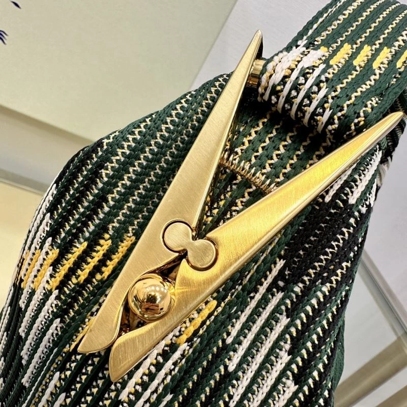 Bold Burberry Top Handle Bags 64525