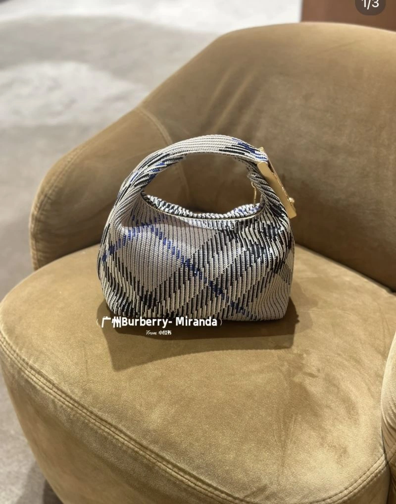 Lightweight Burberry Top Handle Bags 64526