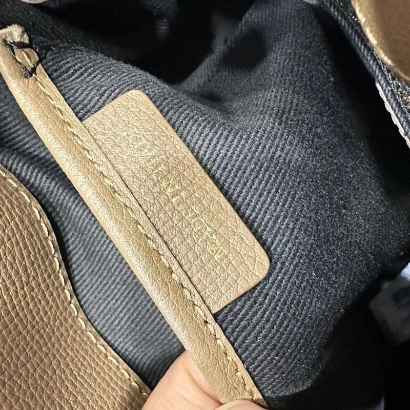 Tailored Burberry Top Handle Bags 64477