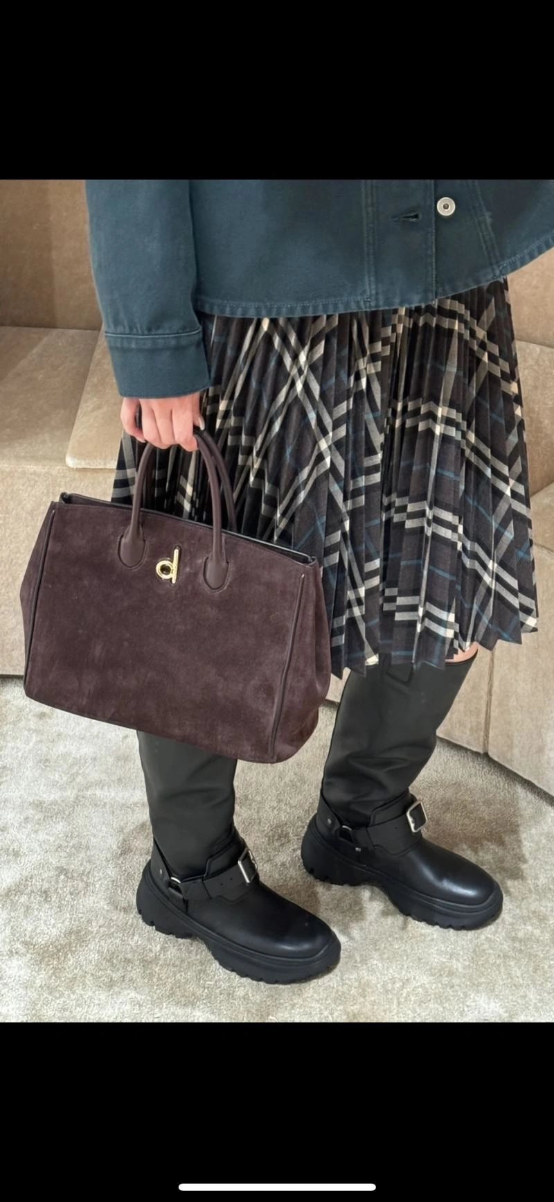 SoftTouch Burberry Top Handle Bags 64484