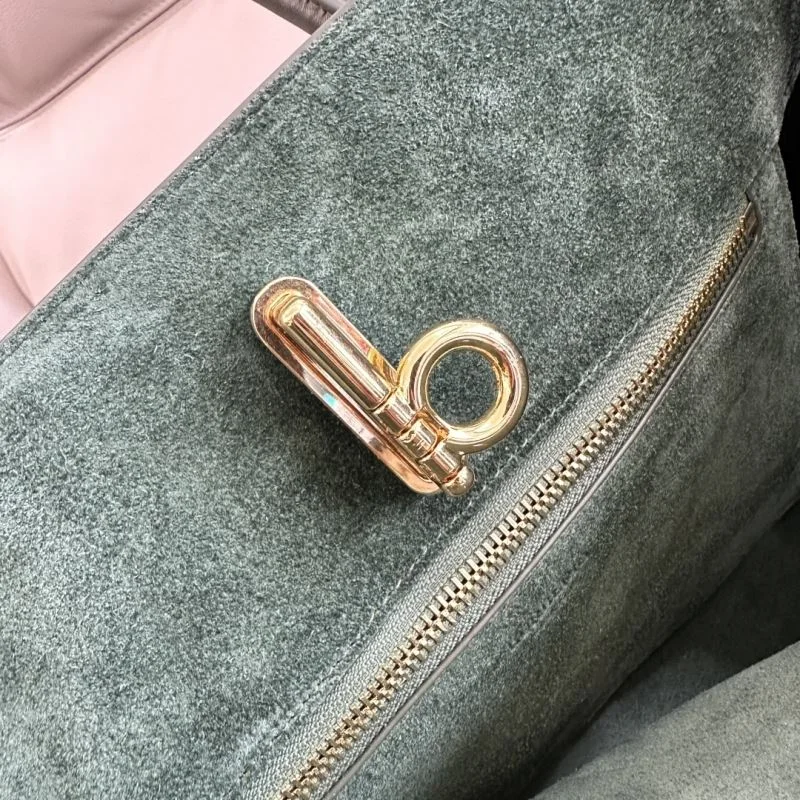 Burberry Top Handle Bags Comfortable 51669