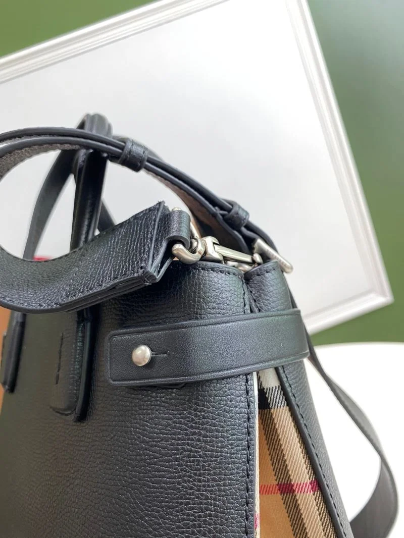 Youthful Burberry Top Handle Bags 51643