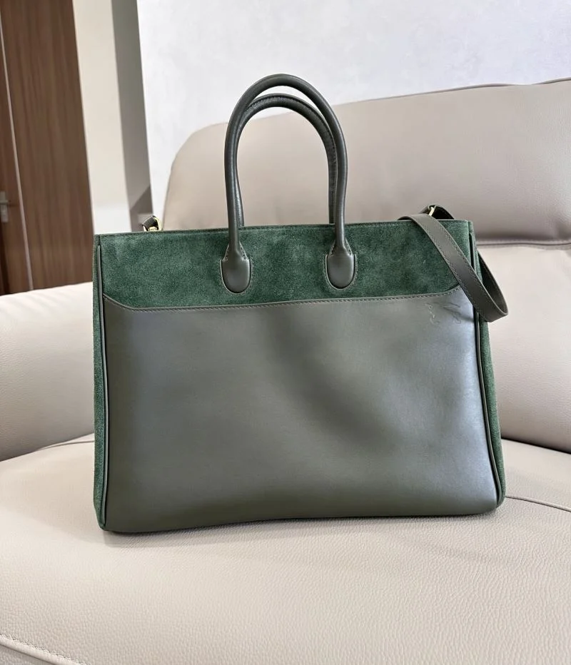 Versatile Burberry Top Handle Bags 37854